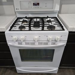 Microwave, Diswaher, and Stove