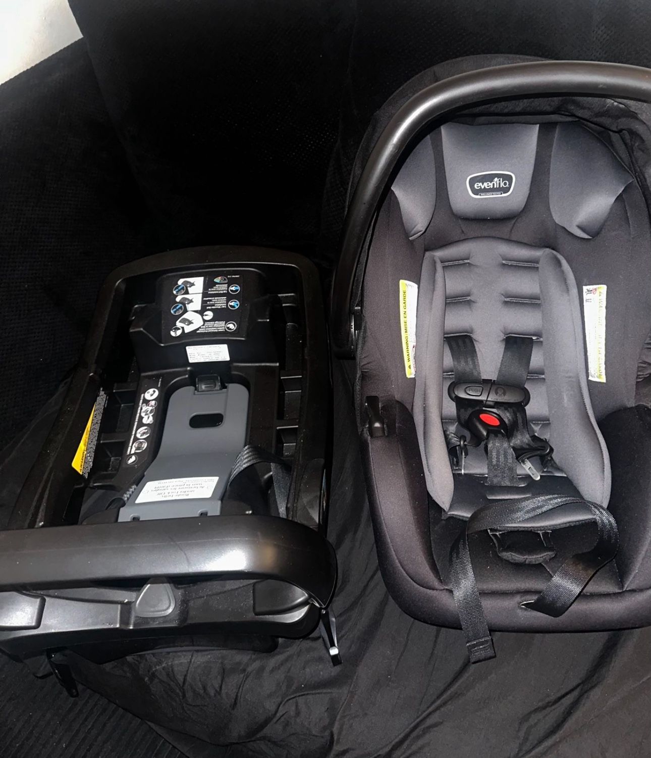 Evenflo LiteMax Infant Car Seat Black