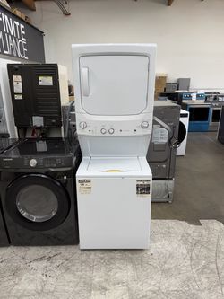 🔥 GE Unitized Spacemaker Washer & Gas Dryer Stack - White - GUD27GSSJ0WW