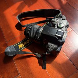 Nikon D40 with Original 18-55mm Lens