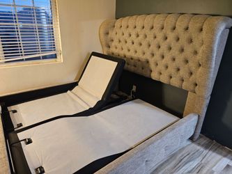 ADJUSTABLE QUEEN SIZE BED