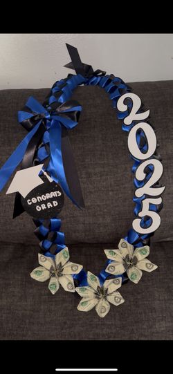 Graduation lei