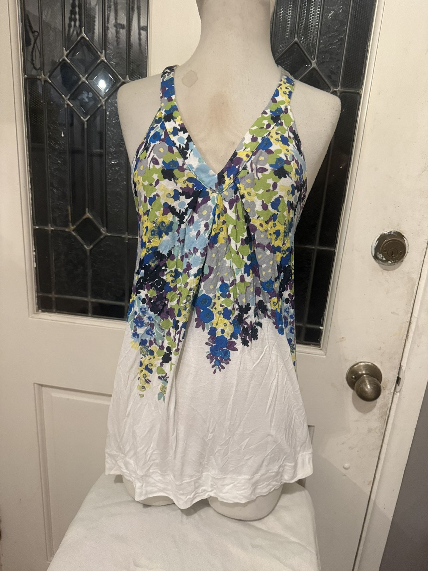 Vintage floral V Neck American Eagle Outfitters