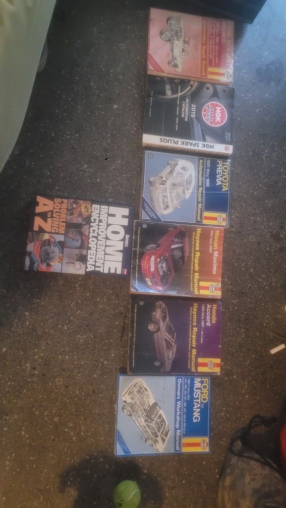 In Good Condition Is automechanic books One is home improvement