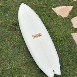 ALBUM SURFBOARD (TWINSWIN) 