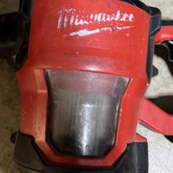 Milwaukee  handheld vac