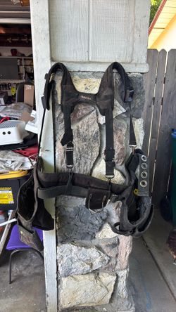 Husky tool belt with suspenders