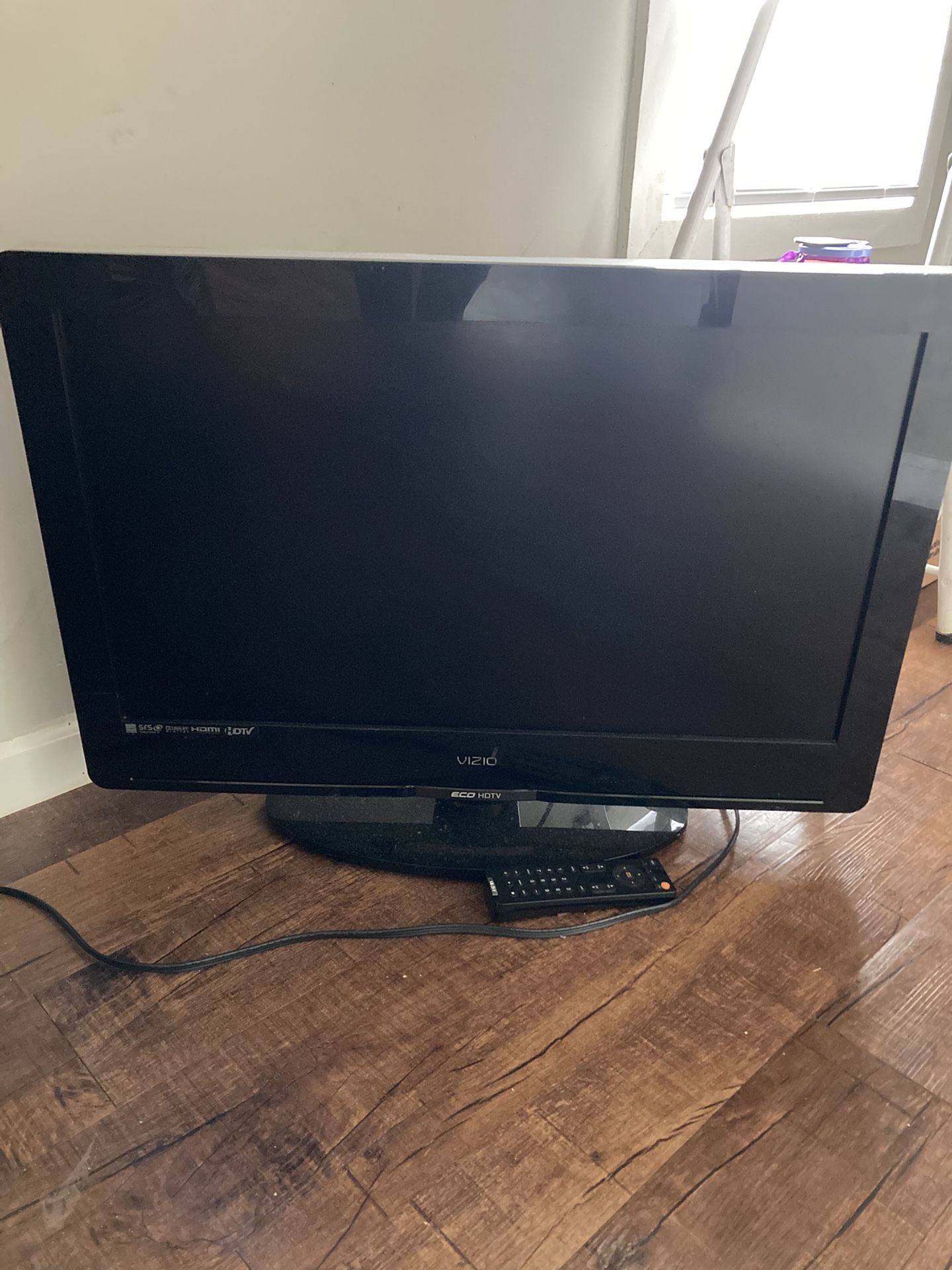Vizio HD 32 Inch TV