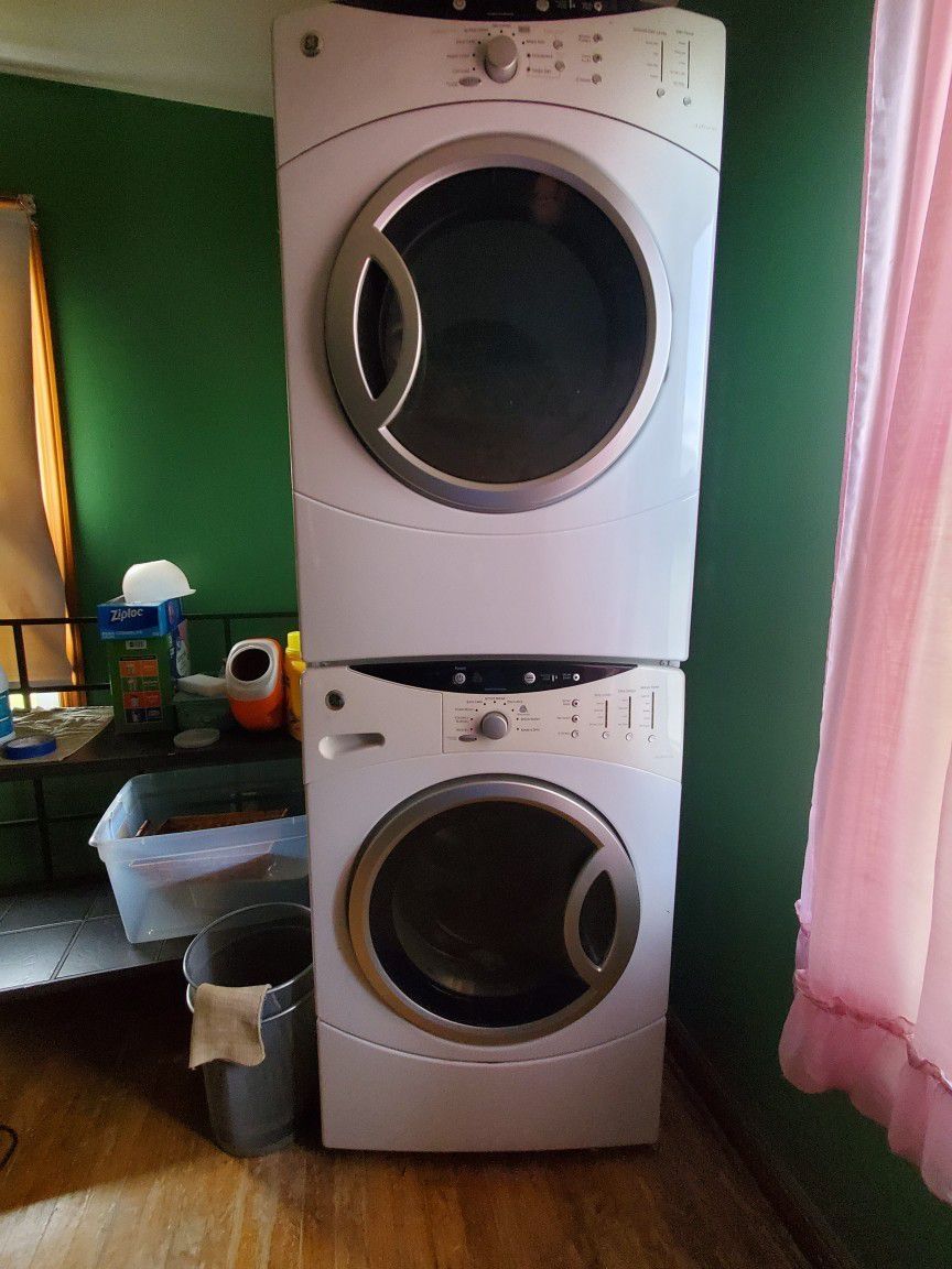 GE Adora Washer Dryer Combo