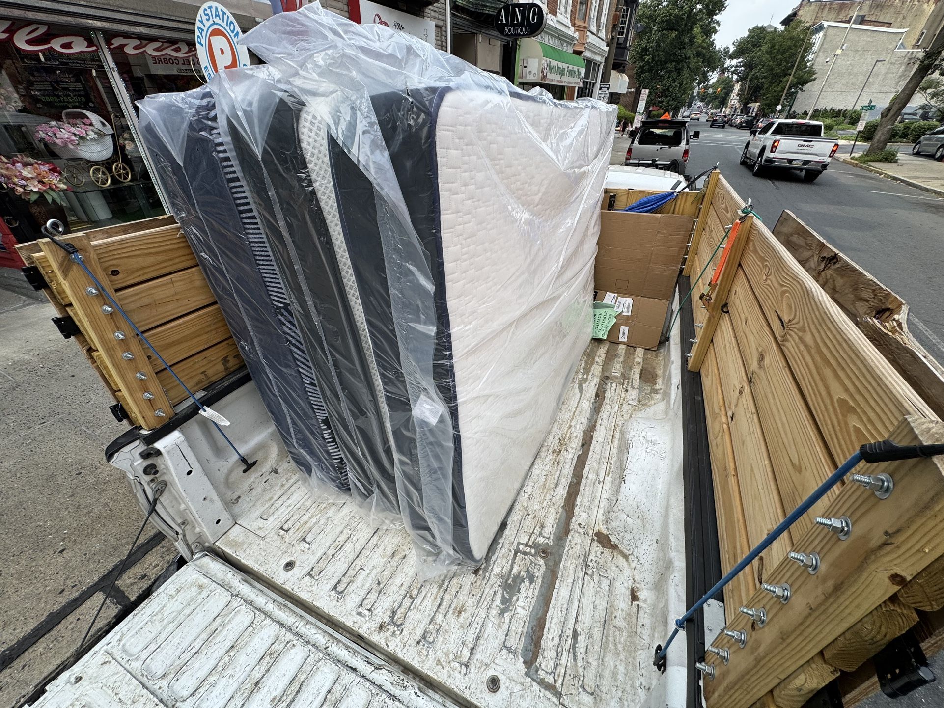 Queen mattress