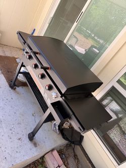 Blackstone 36” Griddle with Hood + Accessories – $300 OBO