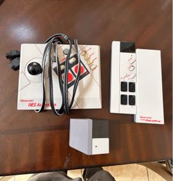 Nintendo NES Advantage Controller & Satellite 4-Player Adapter Lot