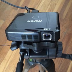 Miroir Pocket Projector