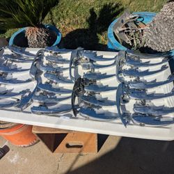  Volkswagen Beetle late Bus Door Handle Lot Of **READ...