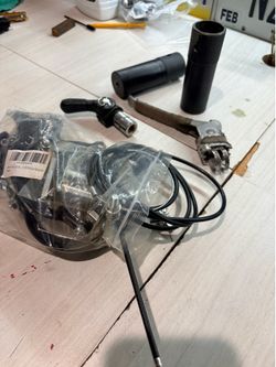*NEW* Bicycle brakes calipers and cables, pegs