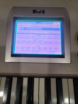 Korg triton  studio v2 88 key