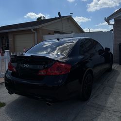 2011 Infiniti G37