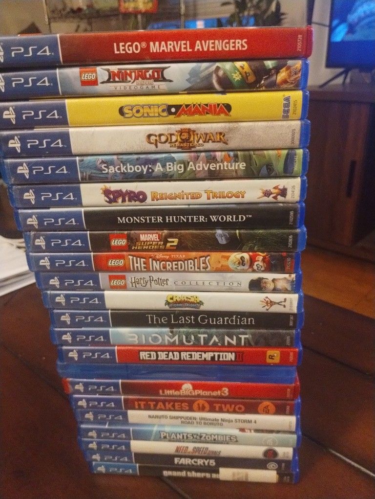 22 PS4 Games - $140 Used