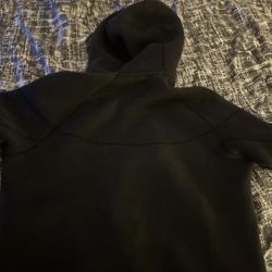 Black nike tech