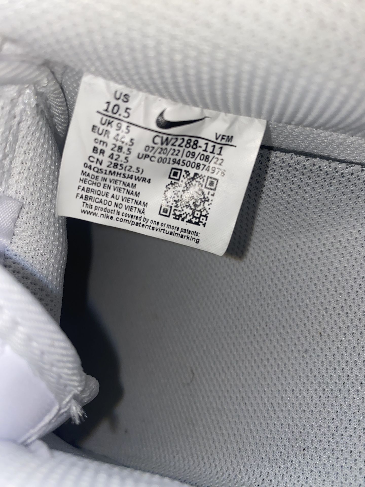 Nike Air Force 1 Size 10.5 White Original Box