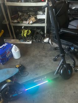 Electric scooter