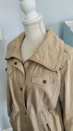 GUESS Women's Parka Jacket Size L  Nude Brown Color With Pockets