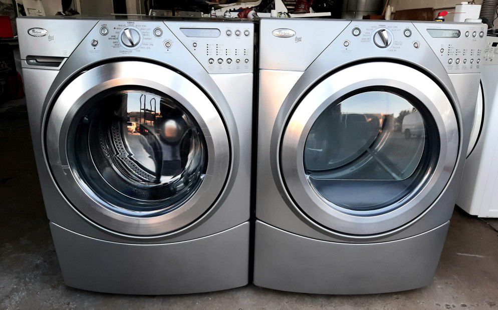 Washer and Dryer Whirlpool Duet (FREE DELIVERY & INSTALLATION)