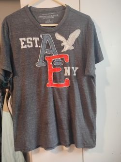 American Eagle Tshirt