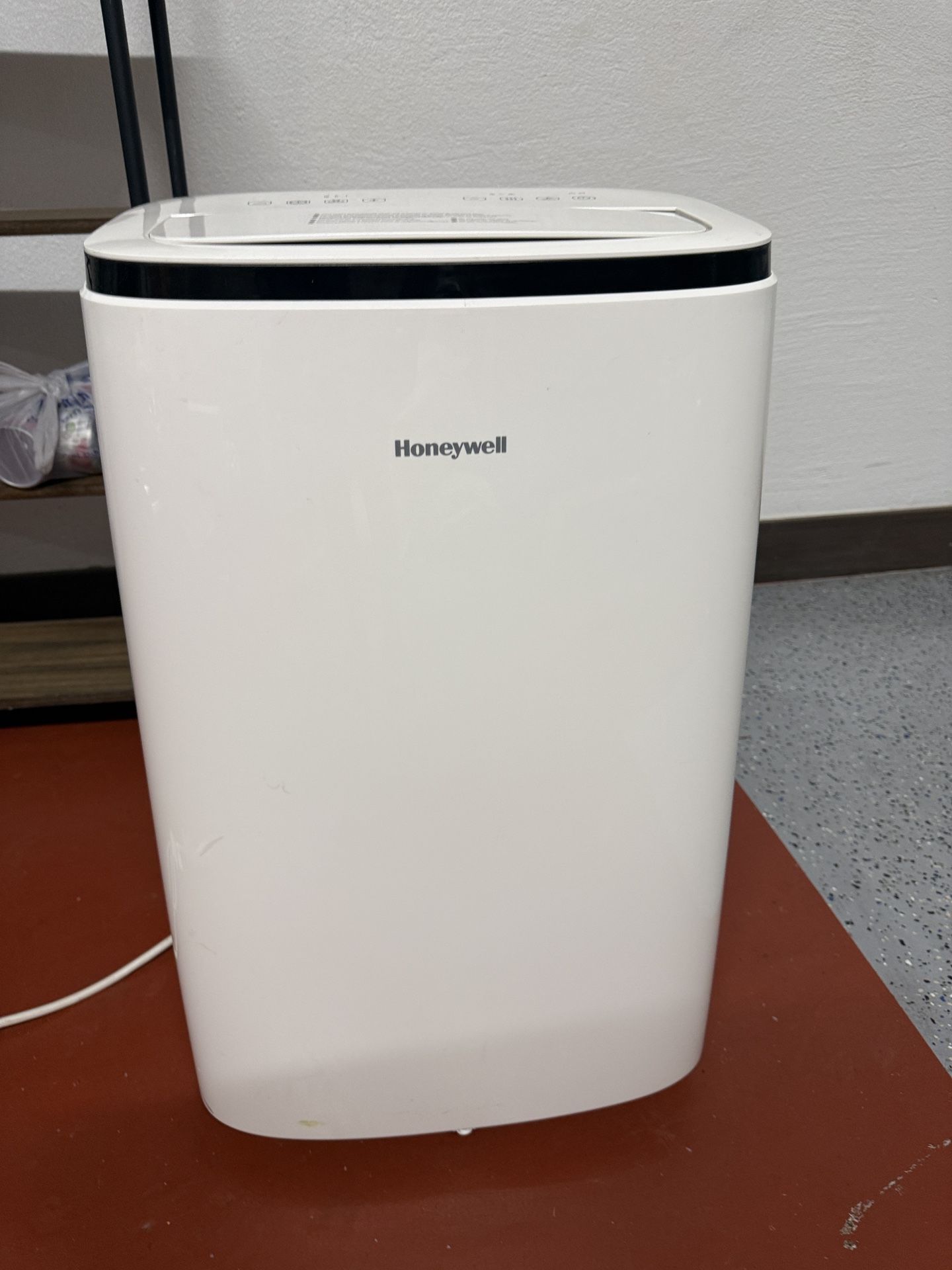 Honeywell Portable Air Conditioner – Powerful Cooling & Dehumidifier
