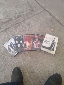 QUEEN 5 DISC SET. DVD