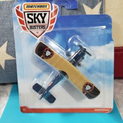 2018 Matchbox sky busters barnstormer (16)
