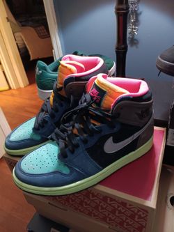 Nike Air Jordan 1 High Multicolor Sneakers
