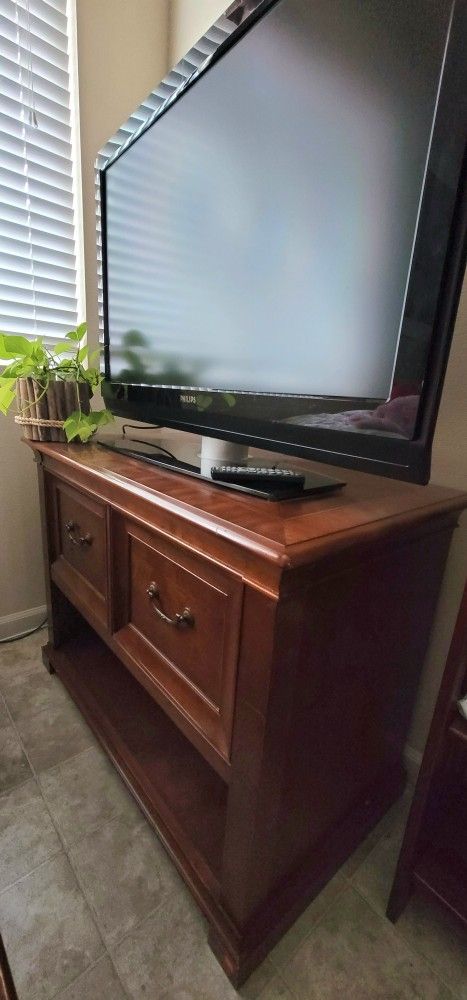 Multi-Use Storage Wooden Cabinet with 2 drawers