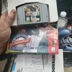 N64 Major League Baseball Featuring Ken Griffey Jr In Box With Inserts And Original Reciept