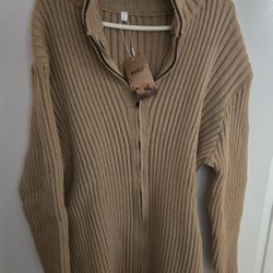 Brand New Men's XL Fleece Sweater