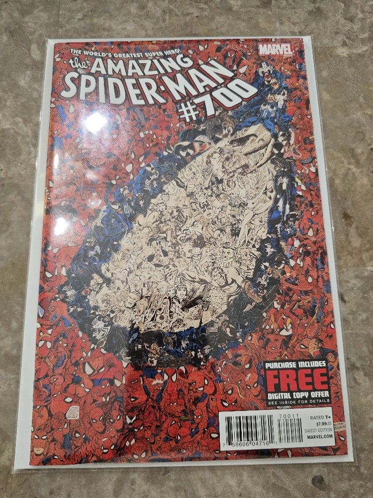 Amazing Spiderman #700 Comic Book 