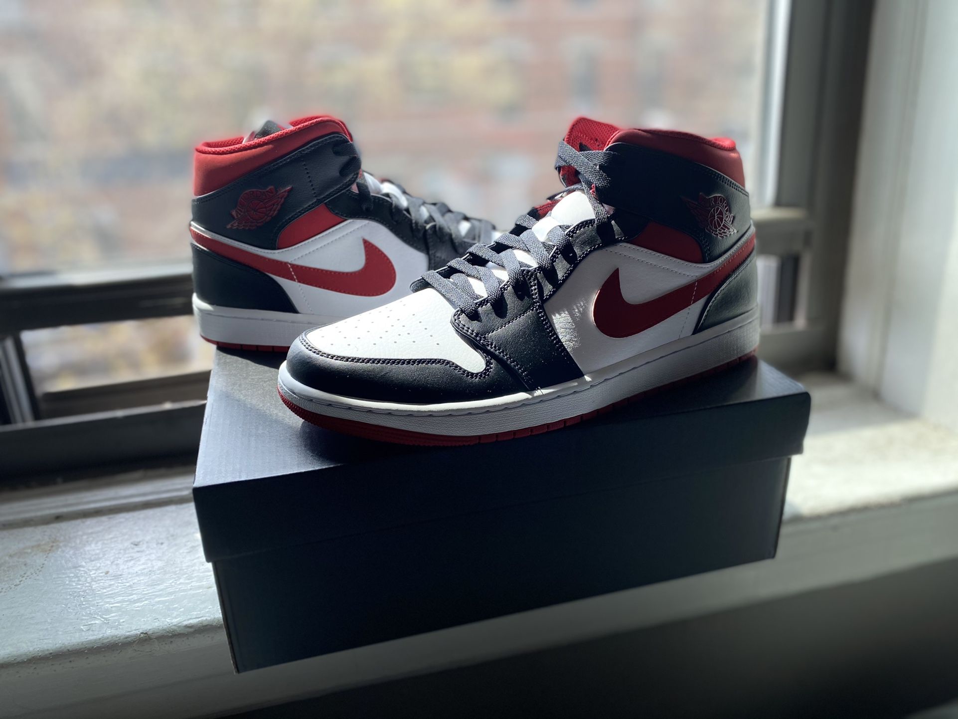 Air Jordan Mid “Gym Red Black White” Size