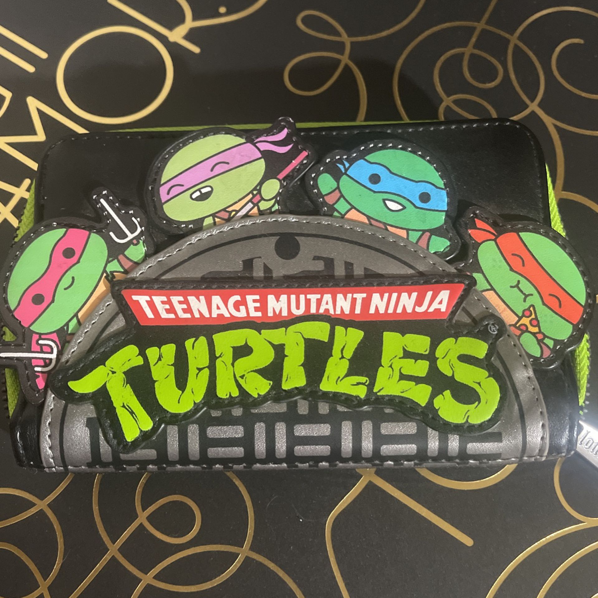  Loungefly Teenage Mutant Ninja Turtles Wallet