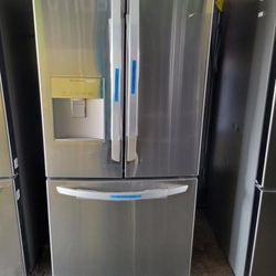 LG French Door Refrigerator 30 Wide FGZ1