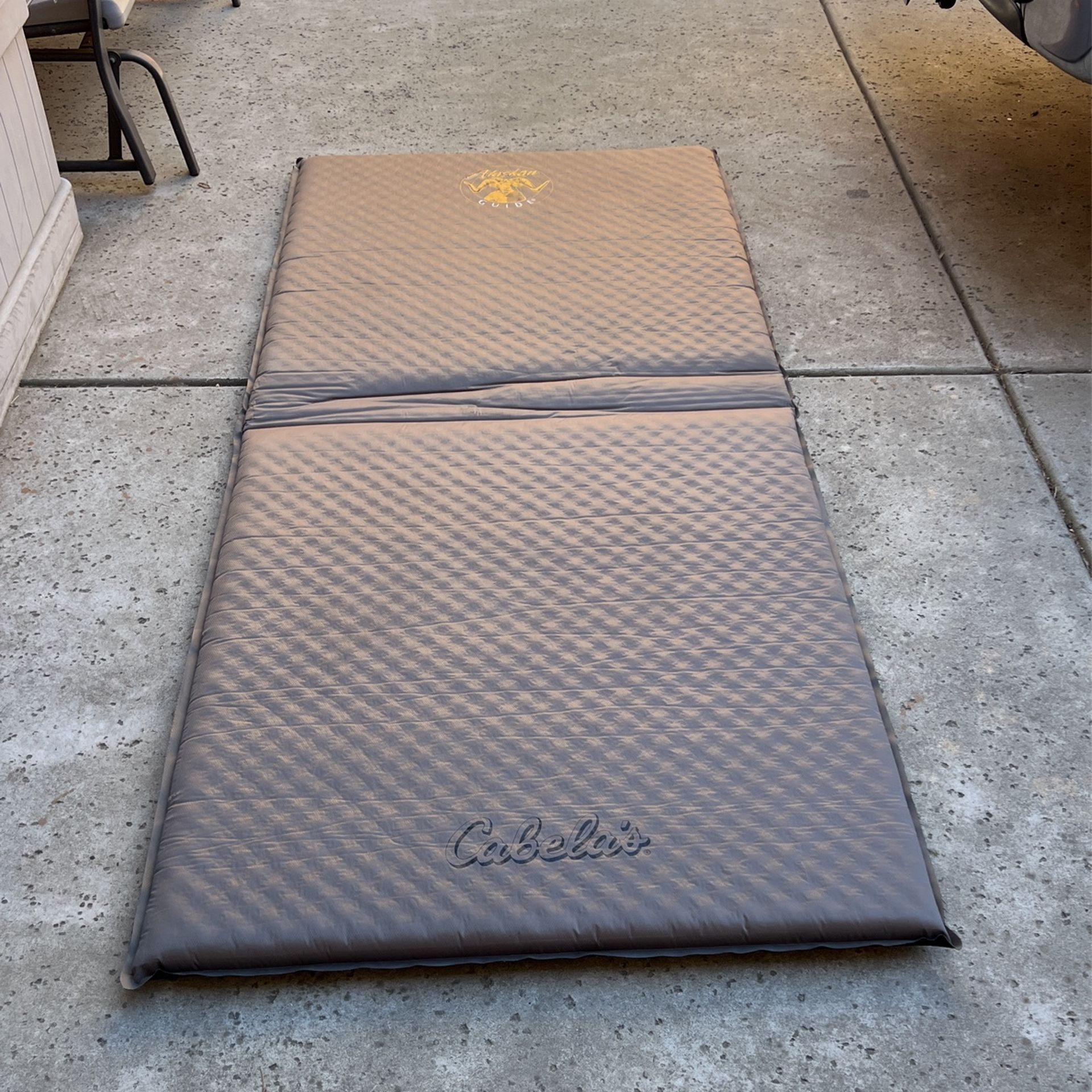 Cabela’s Sleeping pad XL