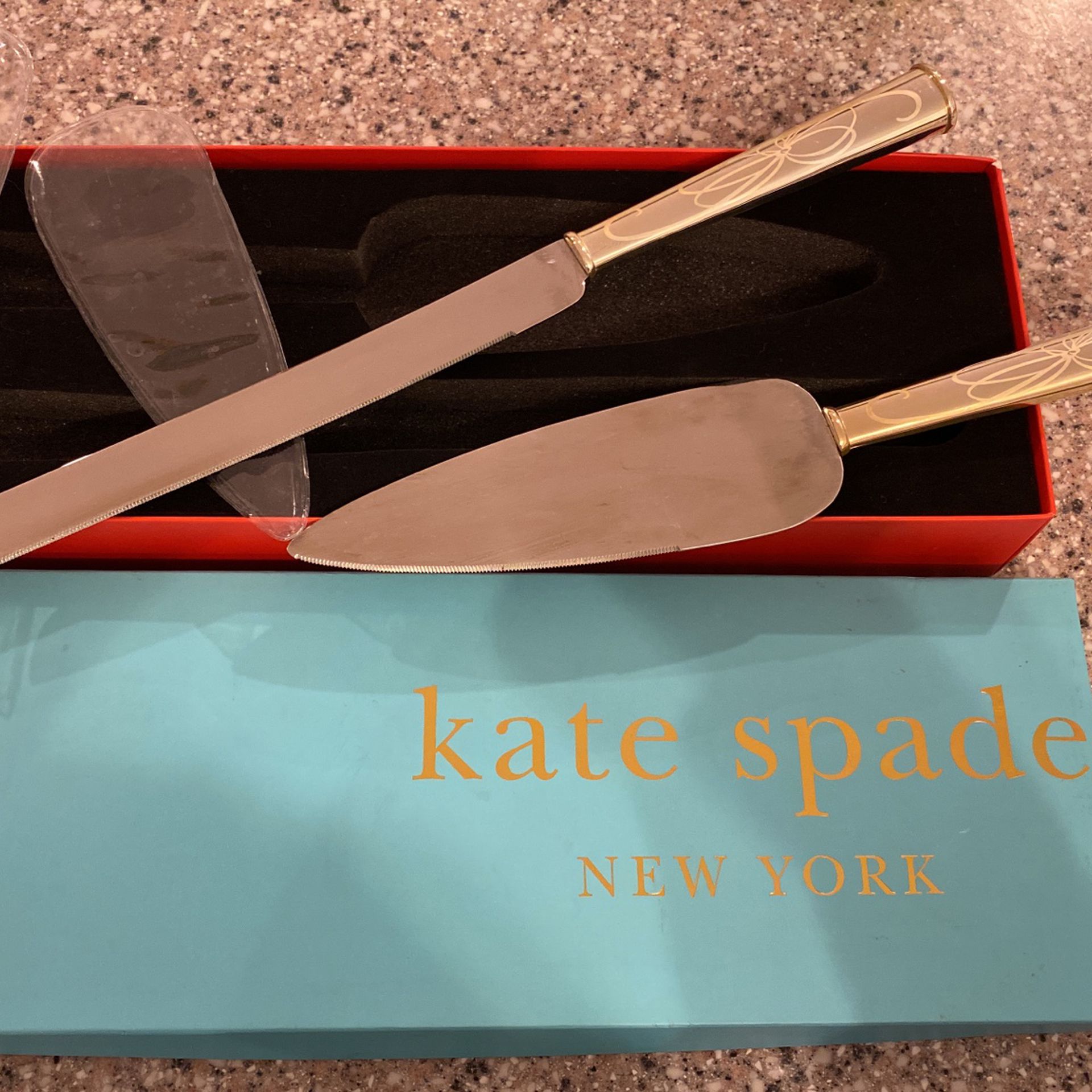 Kate Spade Wedding Cake Cutter 