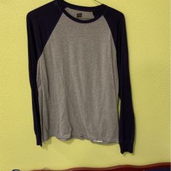 Men’s Long Sleeve Shirt (size L)