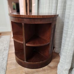 Round Side Table Bedside Table