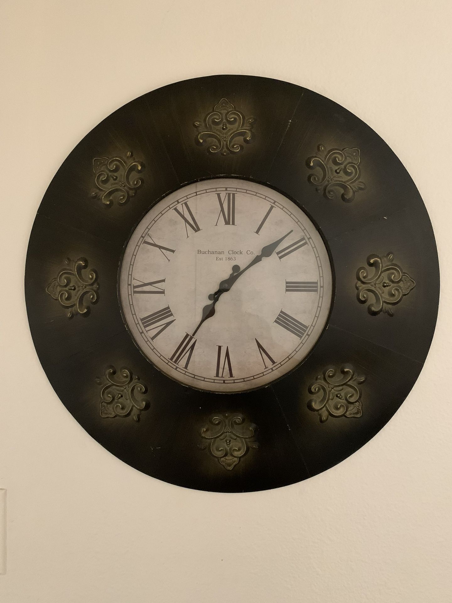 Buchanan Clock 24 Inch