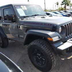 2020 Jeep Wrangler SPORT S edition Only 71,000 Miles Extra Clean 