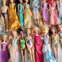 28...... Princess Dolls