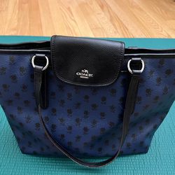 Coach Tote Bag for Sale in Jersey City, NJ - OfferUp