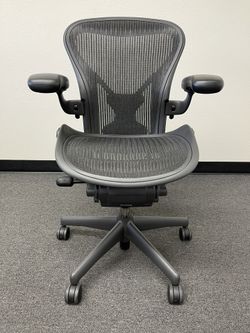 Herman Miller Aerons Size A Fully Loaded With Posturefit