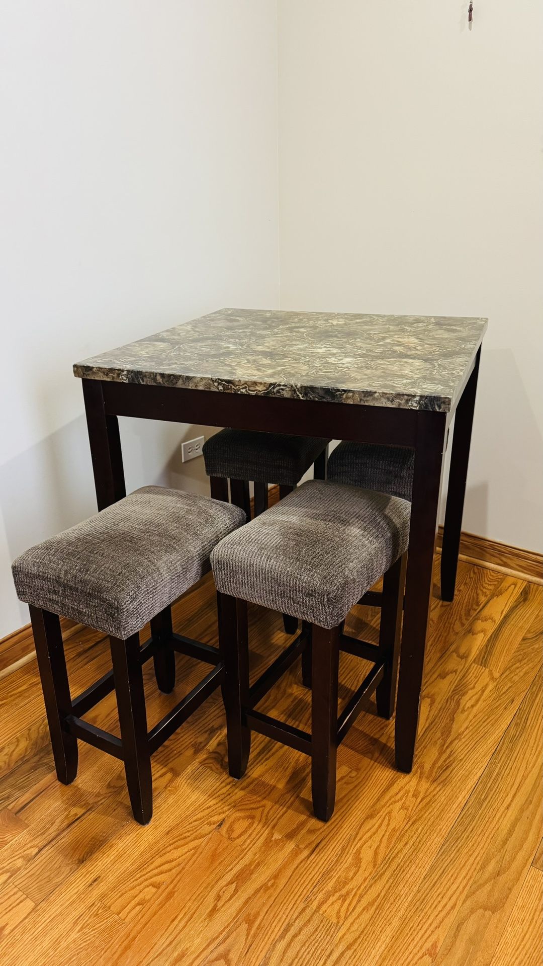 Kitchen Table and Stools