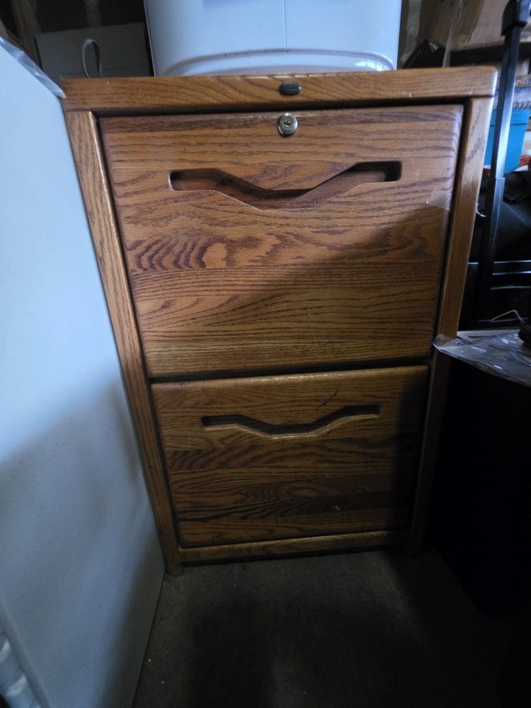 Filing Cabinet 